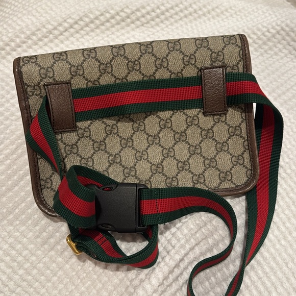 Gucci side bag - Picture 3 of 3